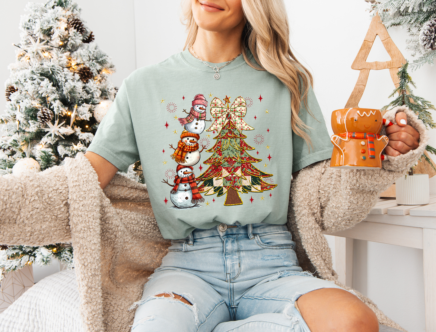 Stacked Snowmen Checkered Christmas Tree