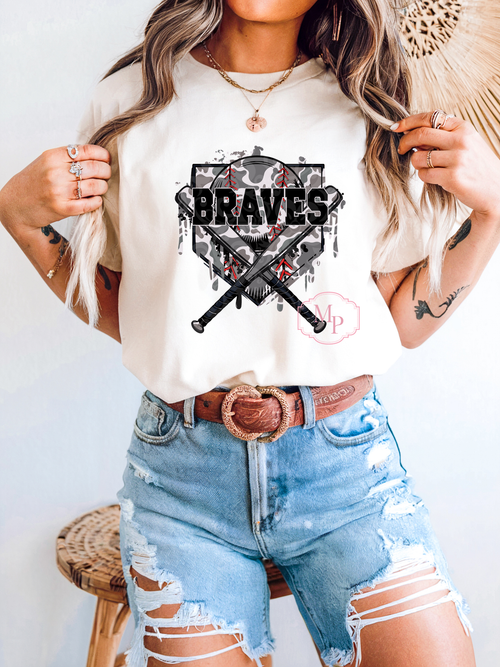Load image 1 in gallery view. Camo Braves Drip