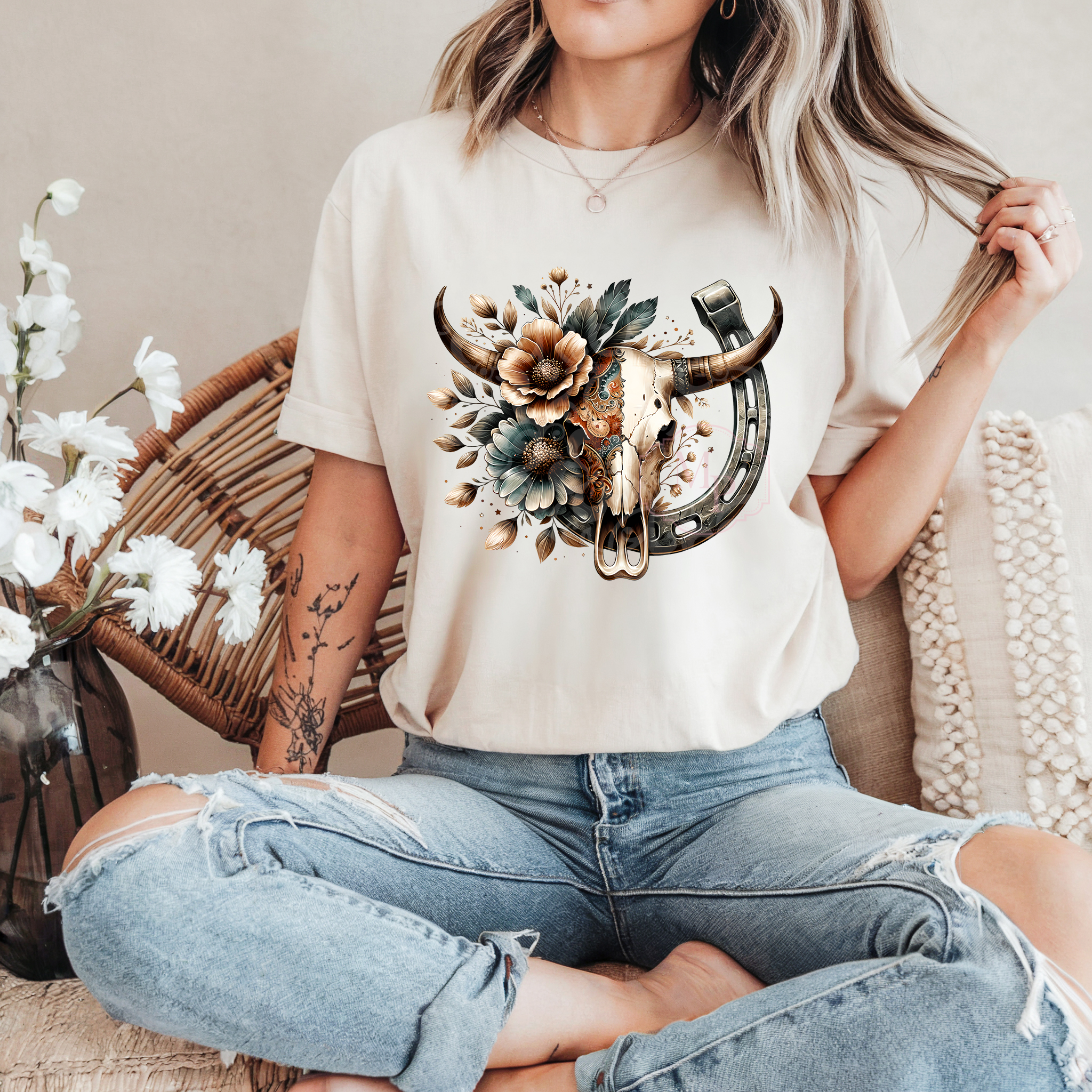 Bull Skull Boho With Horseshoe