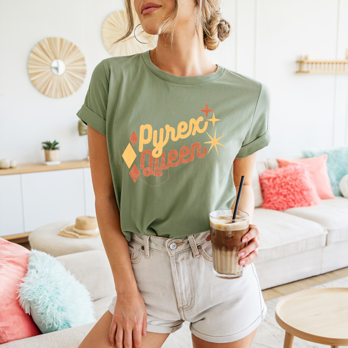 Pyrex Queen