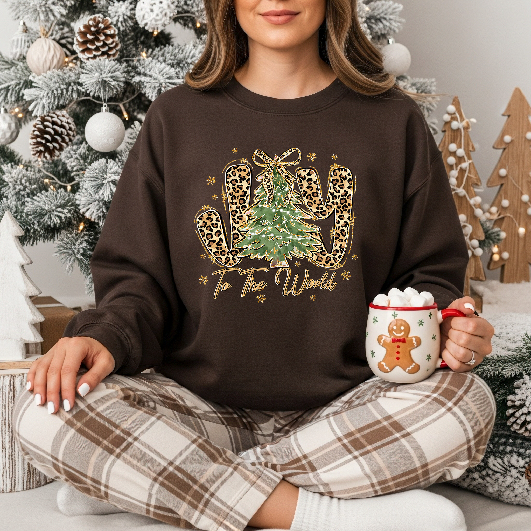 Leopard Joy with Christmas Tree