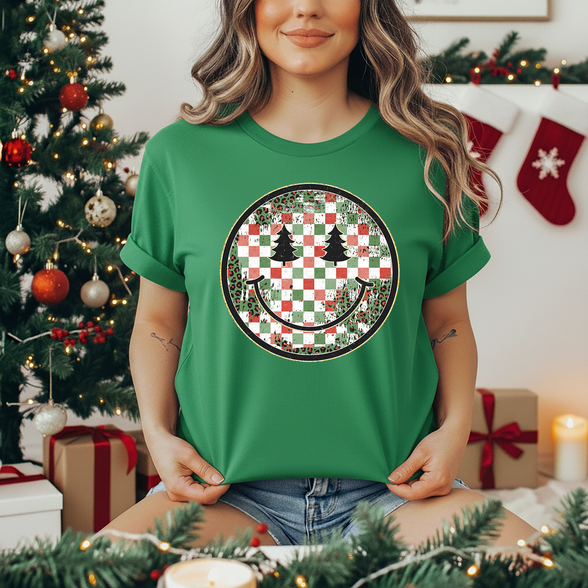 Distressed Checkered Christmas Smiley