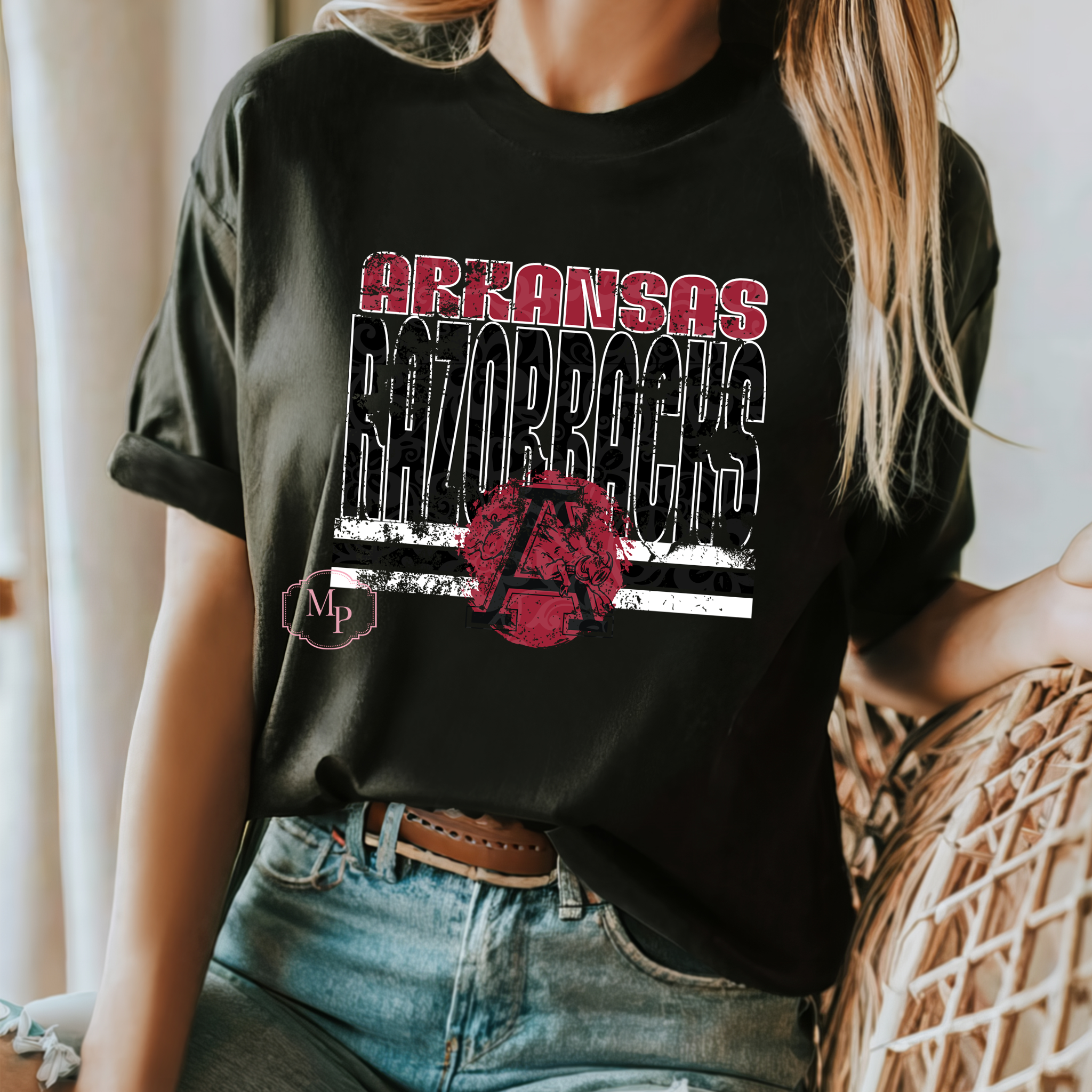 Distressed Razorback