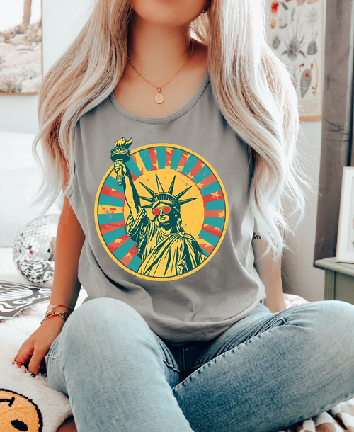 Load image 1 in gallery view. Vintage Statue Of Liberty