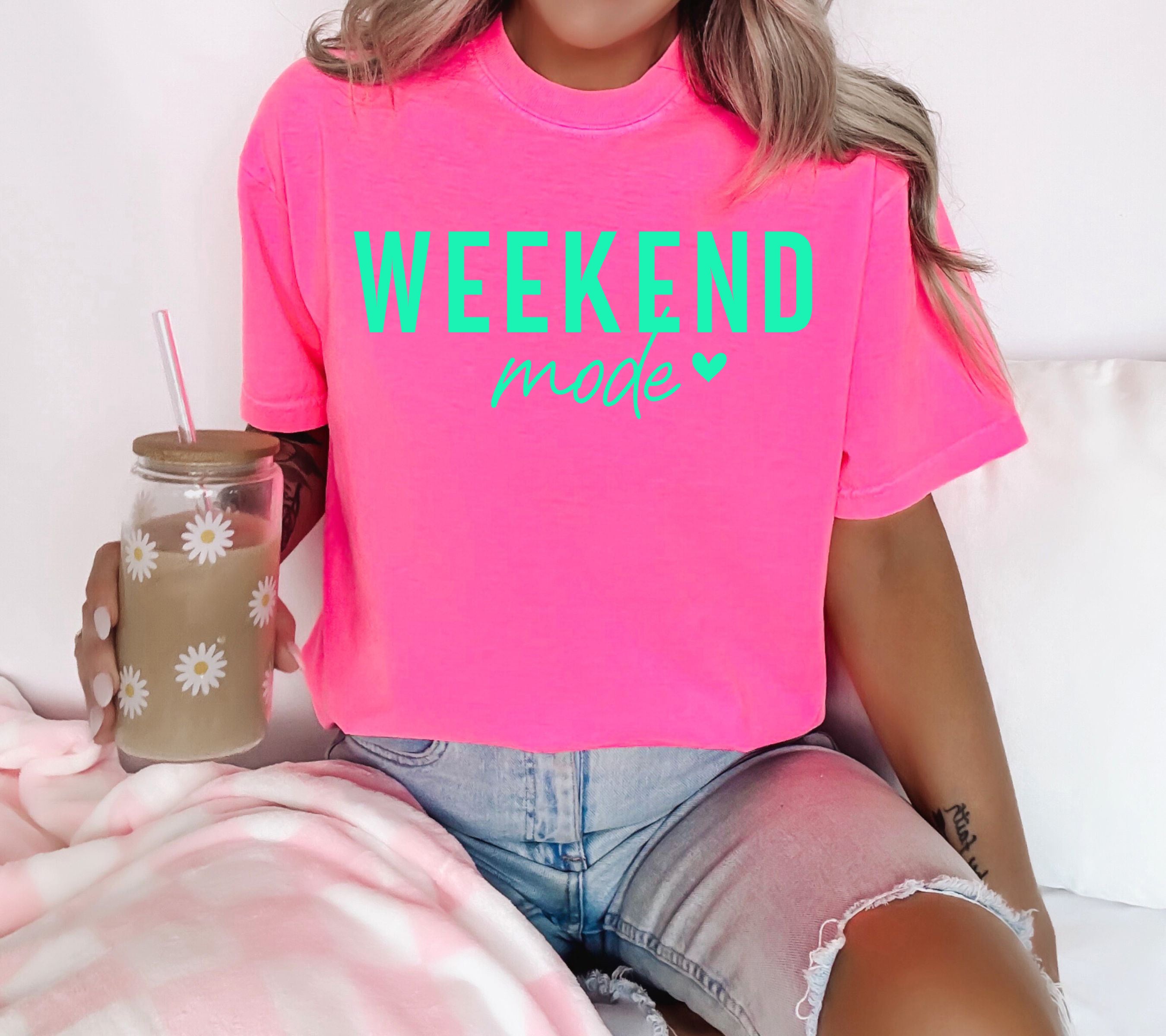 Neon Weekend Mode
