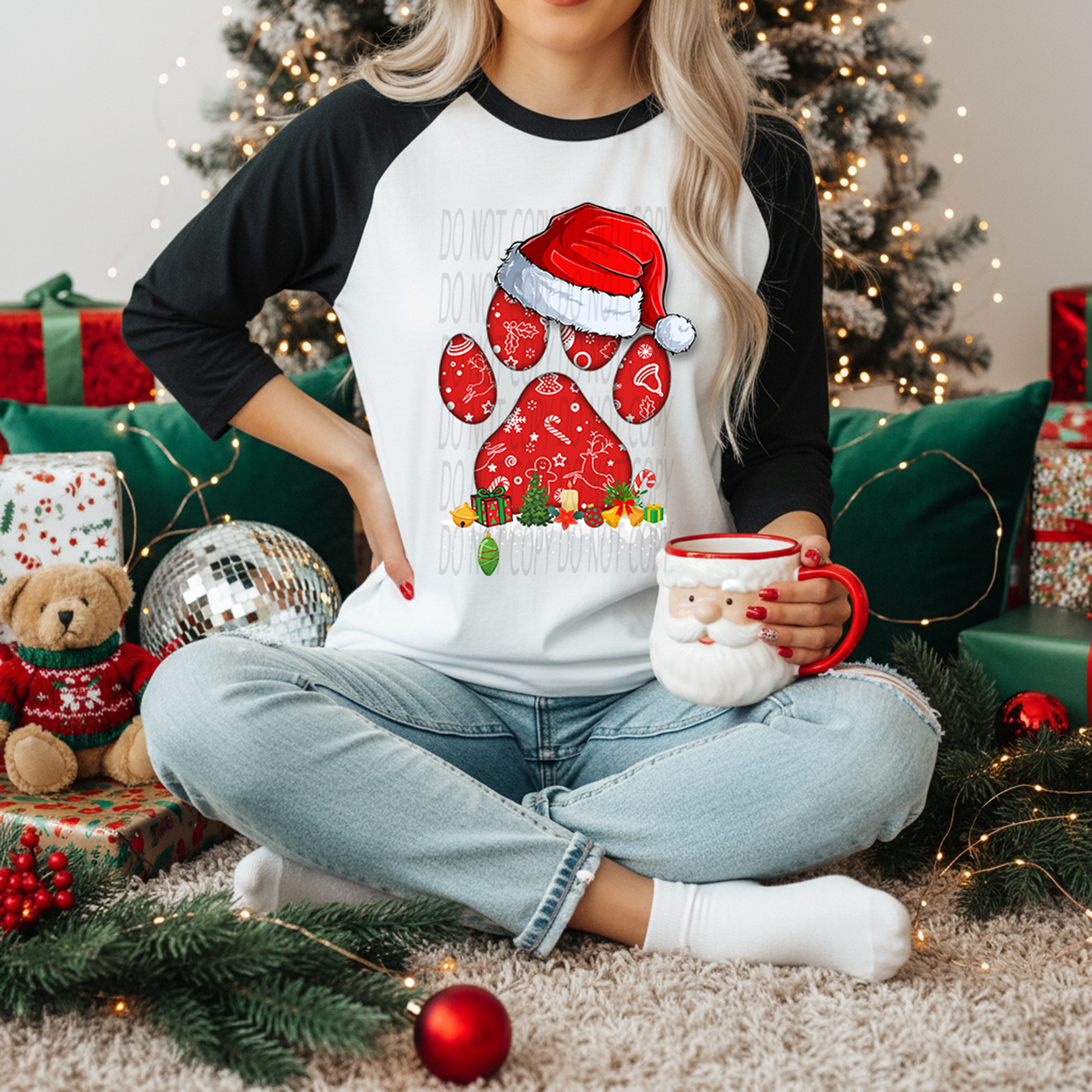 Red Christmas Paw