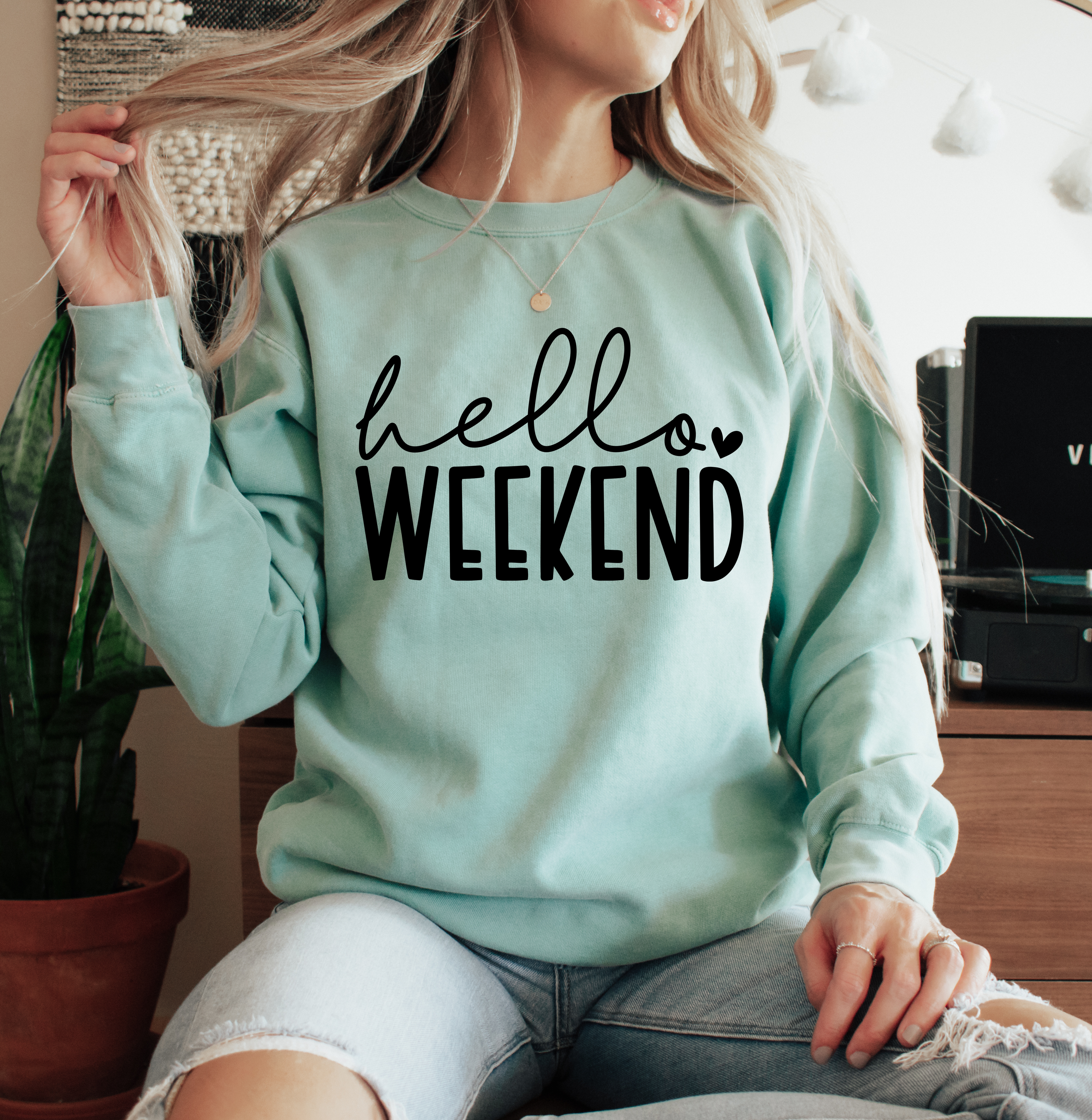 Hello Weekend