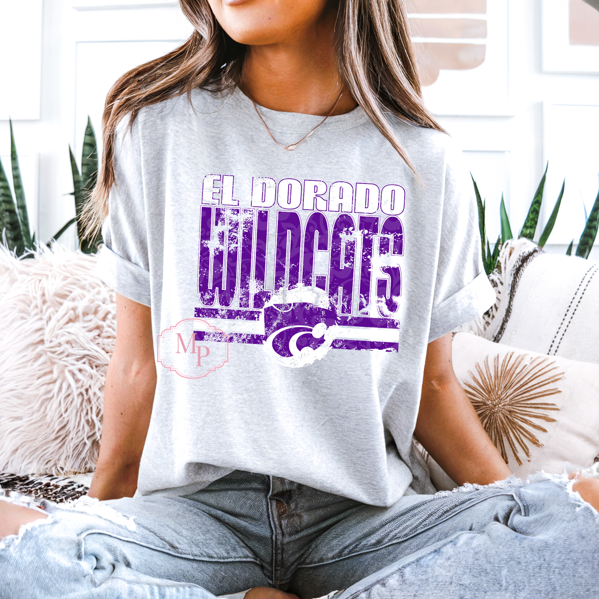 Distressed El Dorado Wildcats