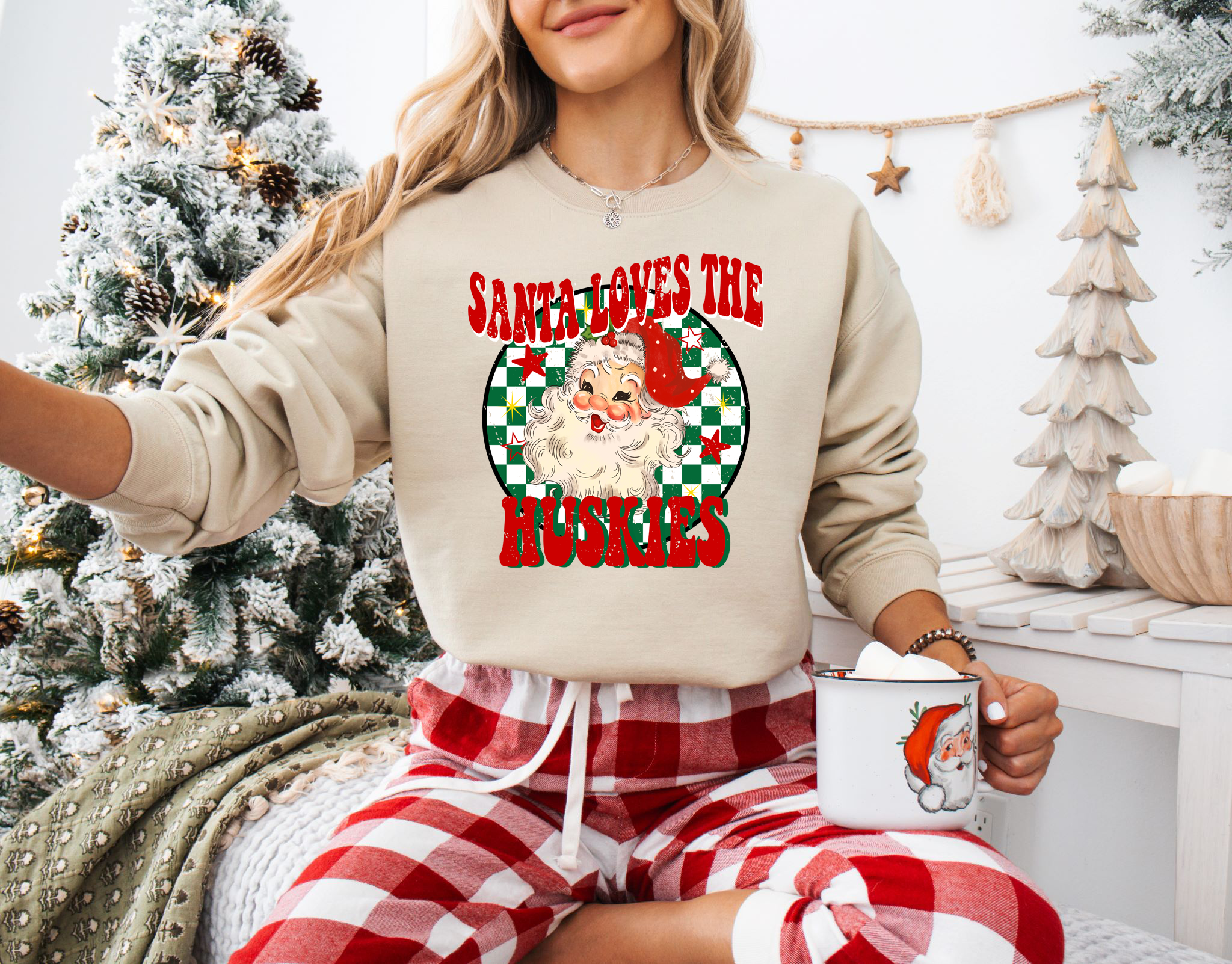 Santa Loves The Huskies
