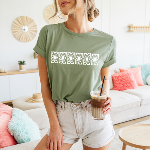 Load image 1 in gallery view. Pyrex Square Pattern