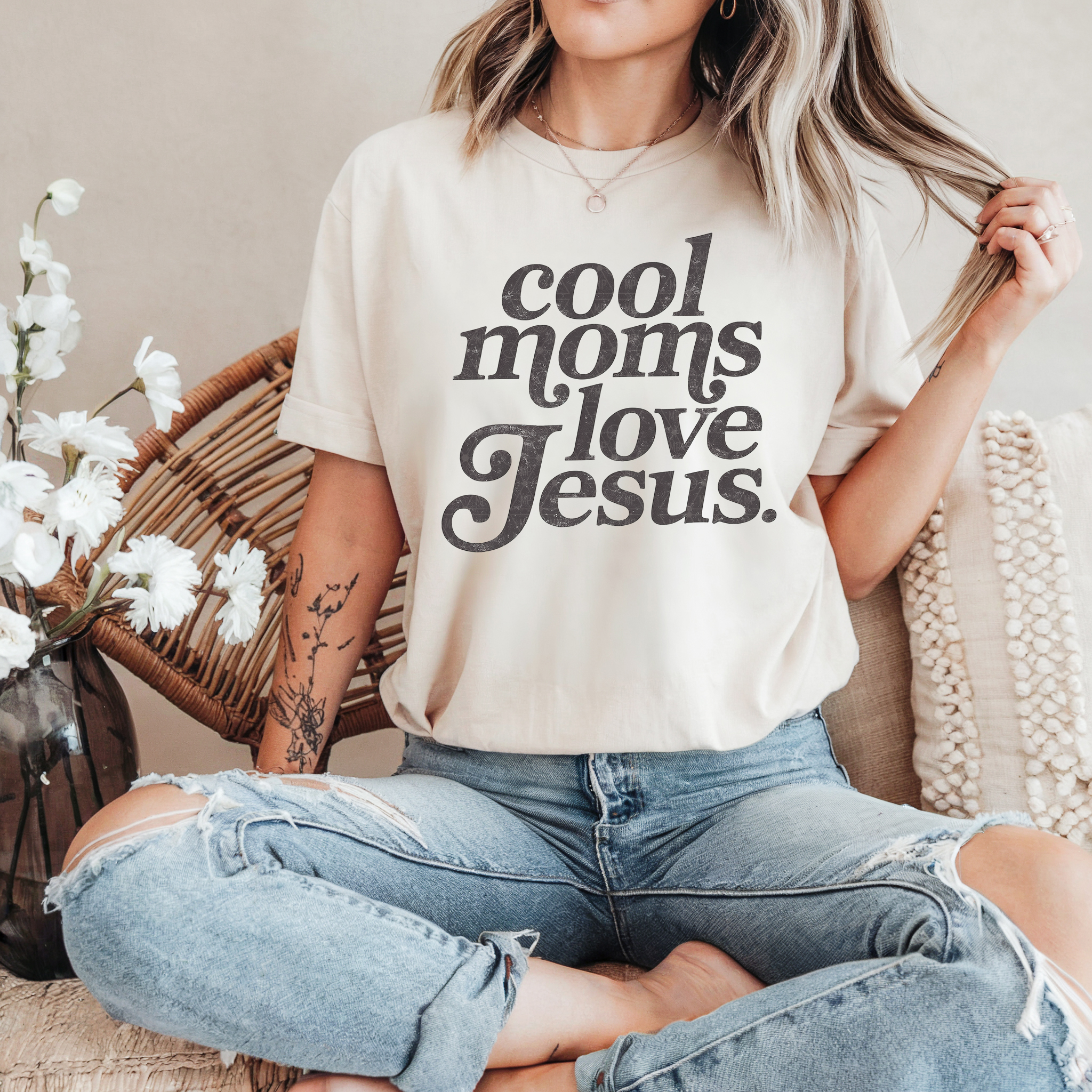 Cool Moms Love Jesus