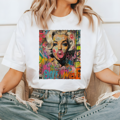 Load image 1 in gallery view. Retro Marilyn