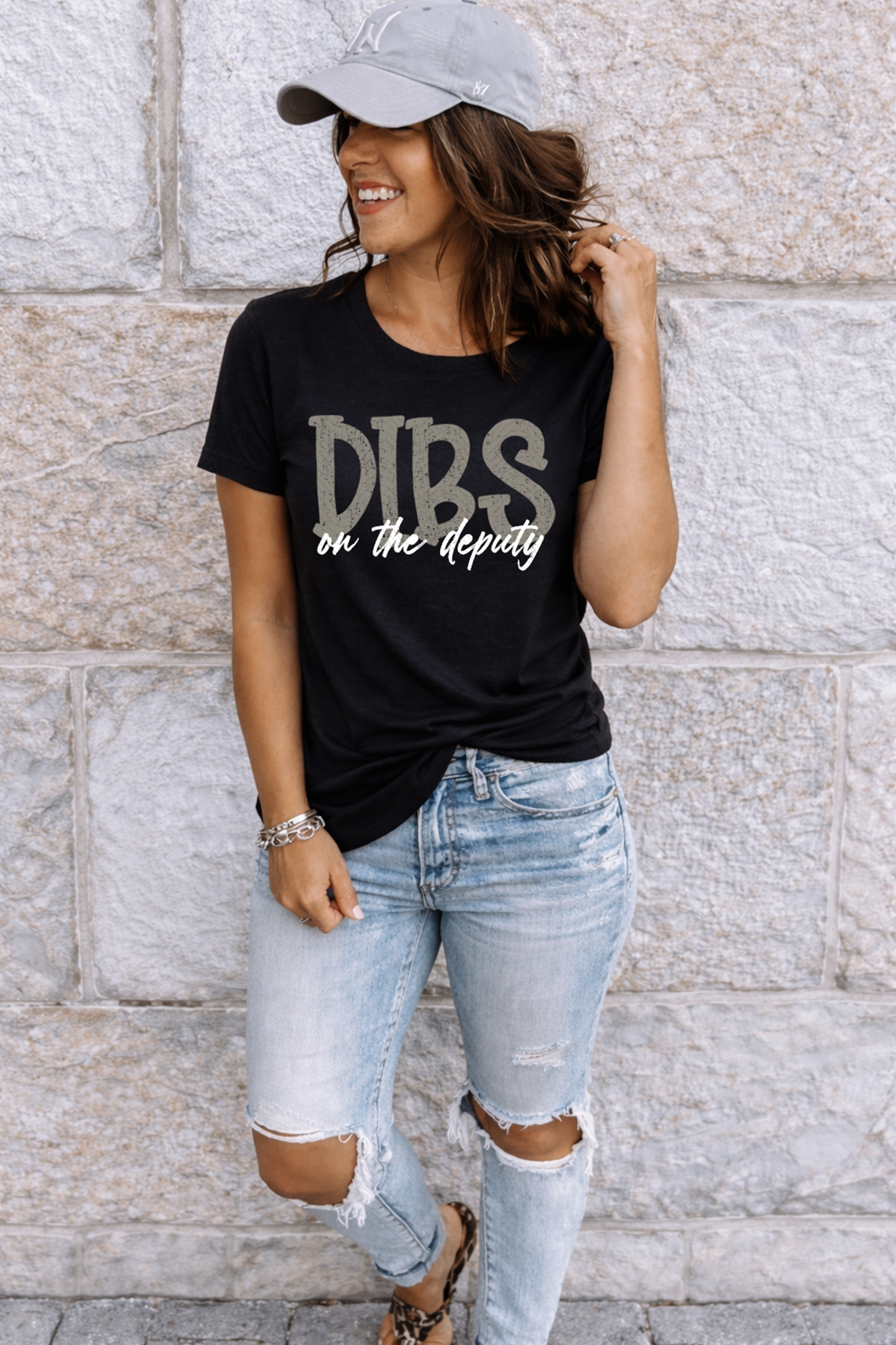 Distressed Giant Dibs On The Deputy