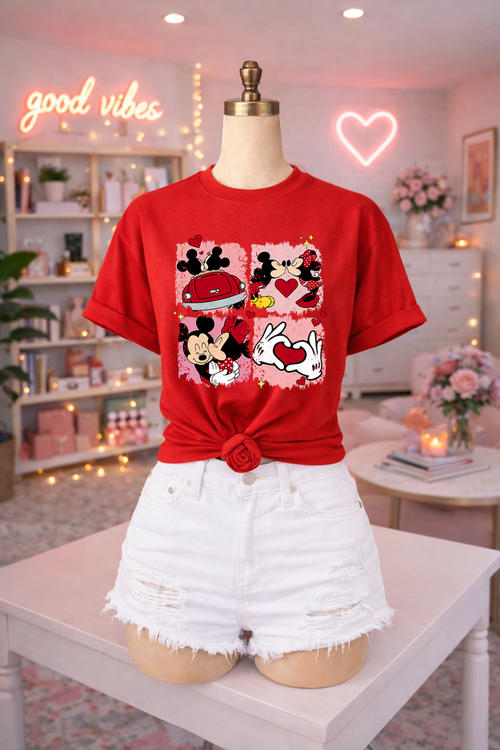 Load image 1 in gallery view. Mickey & Minne Love Scenes