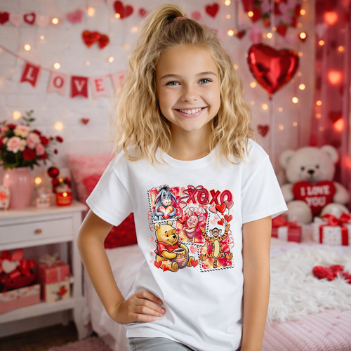 Load image 1 in gallery view. Pooh XOXO Valentine